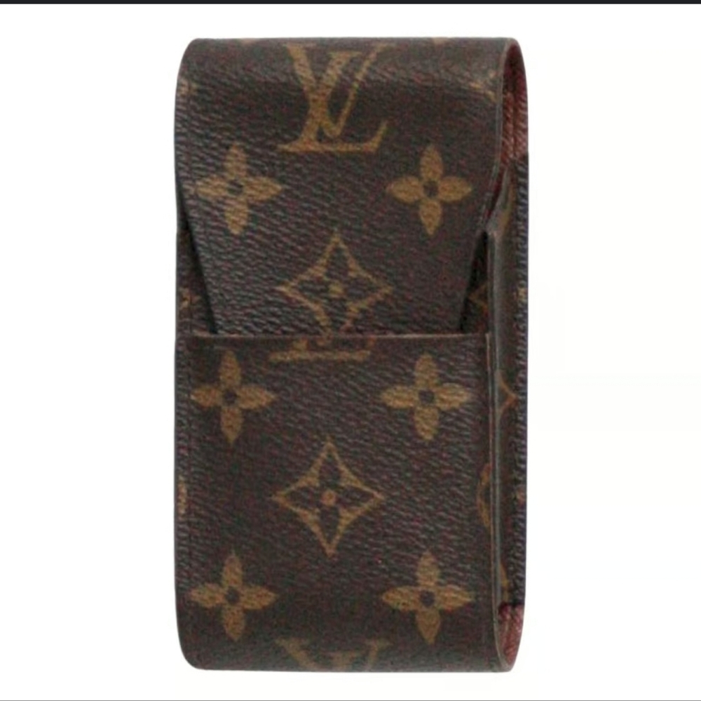 Louis vuitton pouch